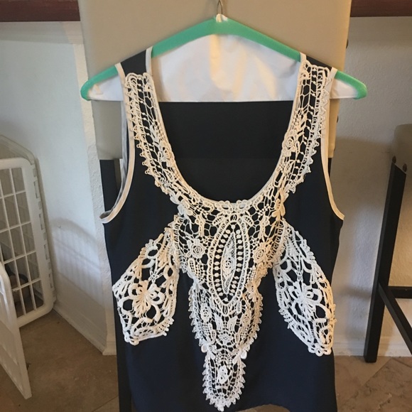 Collective Concepts Navy and White Tank - Picture 1 of 2